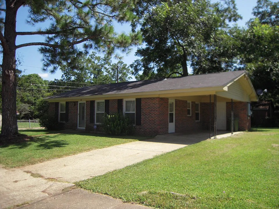 1801 Cotton Ct