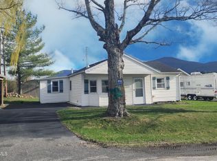 231 Stone Bridge Rd, Cornwallville, NY 12418