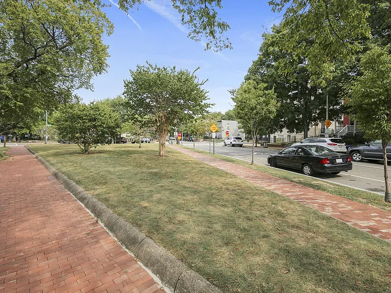 150 Seaton Pl NW — Photo 25