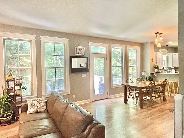 119 Mountain Dr — Photo 5