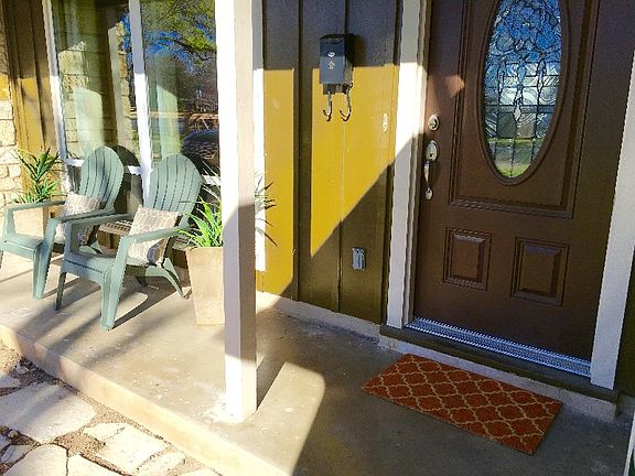 5th image of 7803 Woodrow Ave