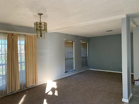 5th image of 107 Southern Ct