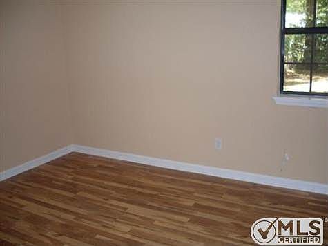 3rd image of 1011 Sykes Dr #1