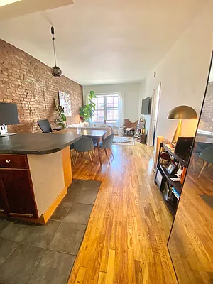 Rented by Compass | media 2