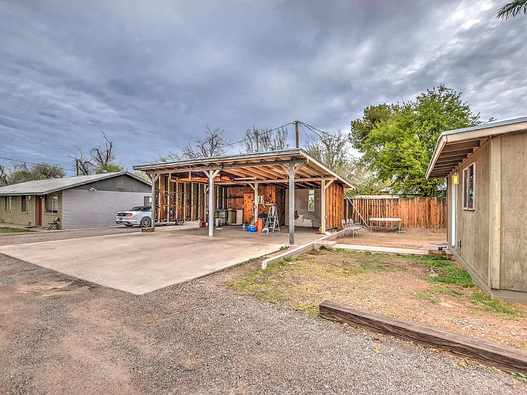 Vintage Ranch Home — Photo 30