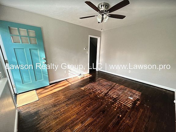 3rd image of 713 Oakview Dr