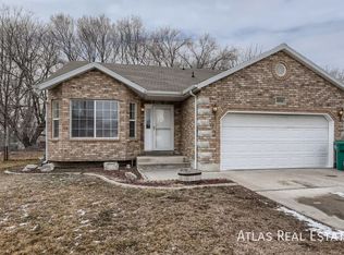 5955 S 3375 W, Roy, UT 84067