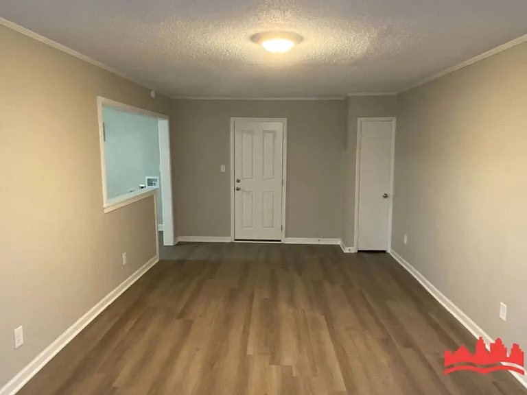 1703 Scottwood St — Photo 12