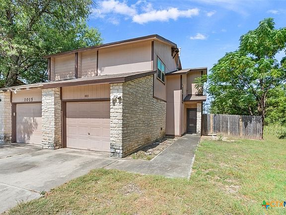4th image of 1013 Royal Vista Dr