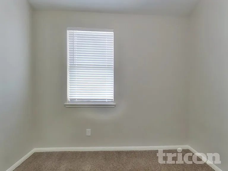 15607 Jackie Robinson Rd — Photo 12