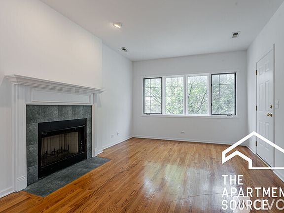 4th image of 2901 N Hoyne Ave #3F