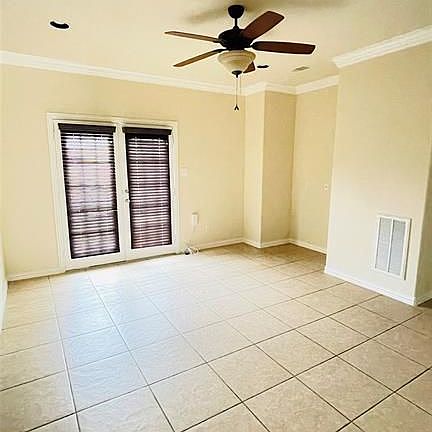 3rd image of 5625 Dolores St #B