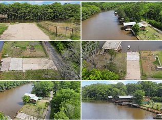 1993 Pine Island Rd, Karnack, TX 75661
