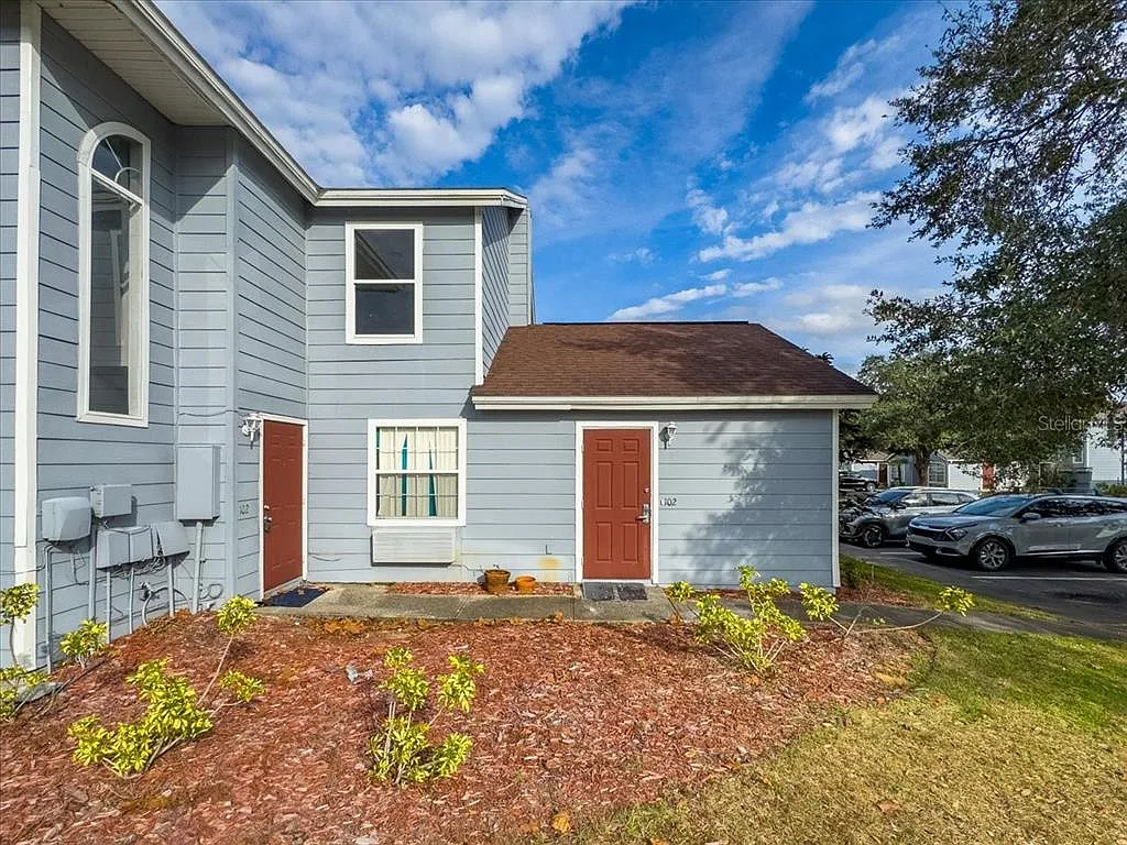 Building Photo - 102 Mango Dr #FRONT