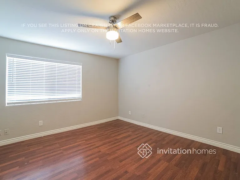 2054 N Illinois St — Photo 9