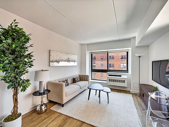 2nd image of 535 W 52nd St APT 6B