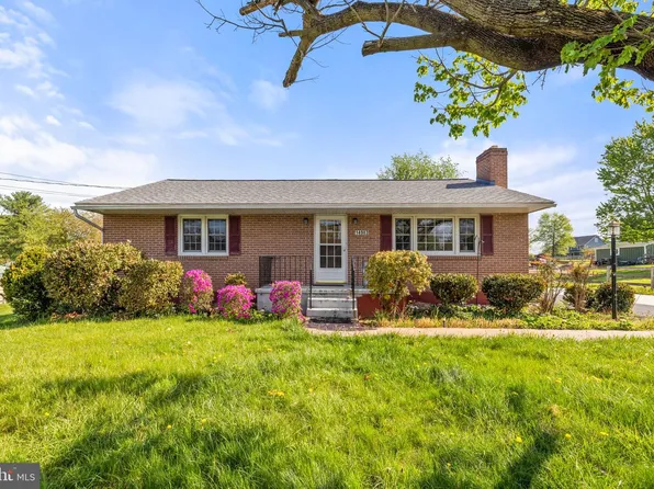 14983 Charles Town Rd, Charles Town, WV 25414