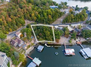25 Winterset Ct, Sunrise Beach, MO 65079