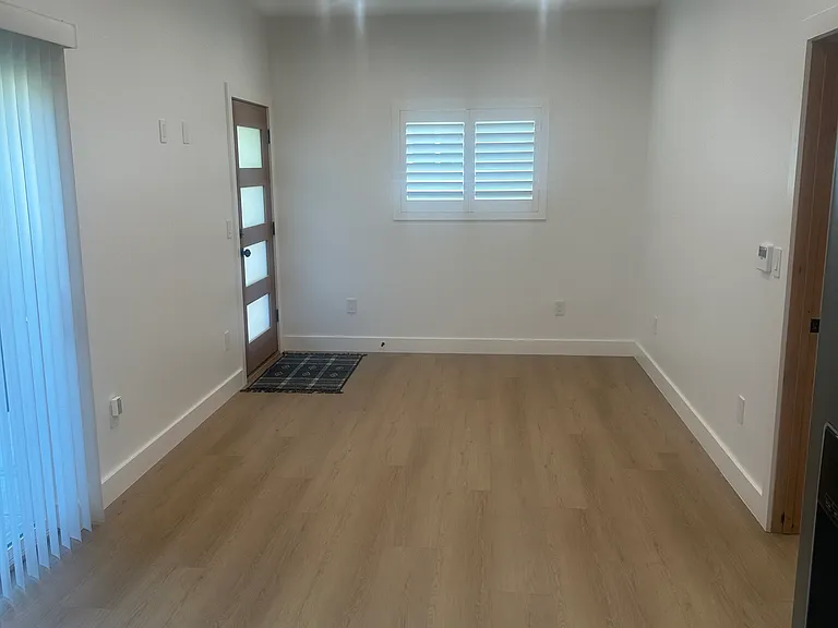 11337 Utopia Ave — Photo 18