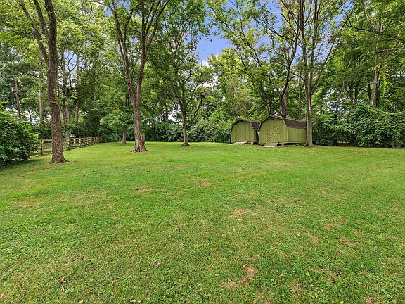 4th image of 5239 Trousdale Dr