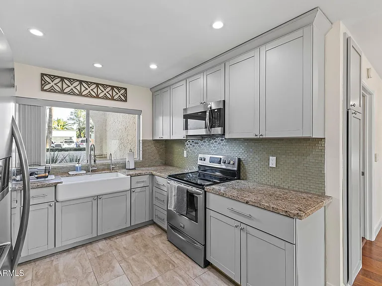5245 E Acoma Dr — Photo 12