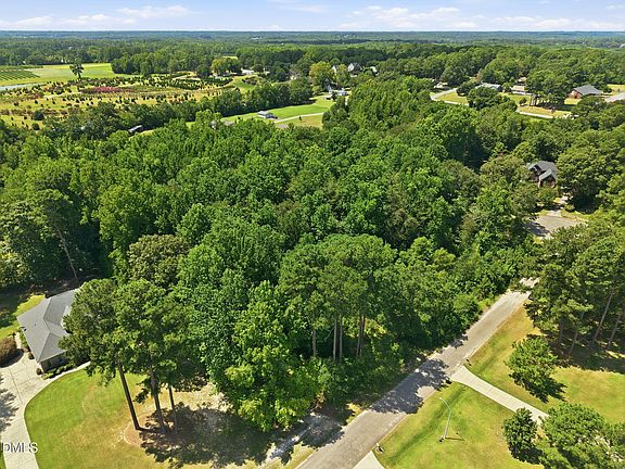 2nd image of 205 Teresa Court