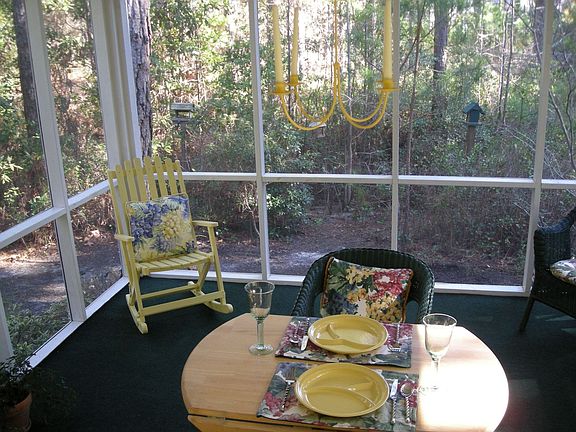 Rear Screened Porch
