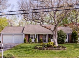 1015 Old Town Rd, Coram, NY 11727