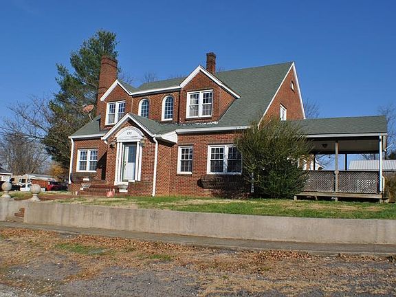 3rd image of 155 Parkway Ave