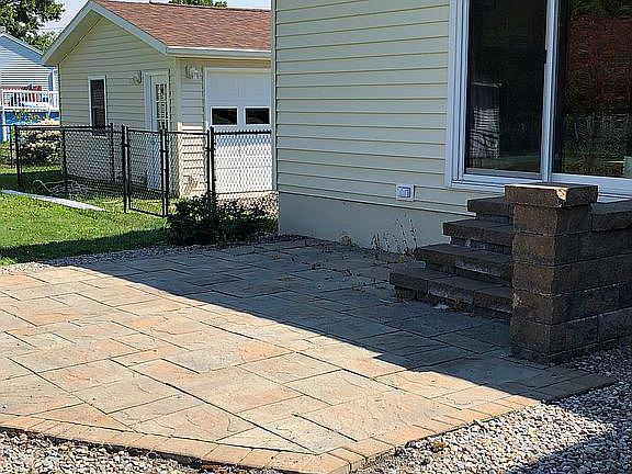 3rd image of 302 Tilden Dr
