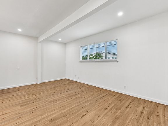 4th image of 7908 Gault St #D762f5513