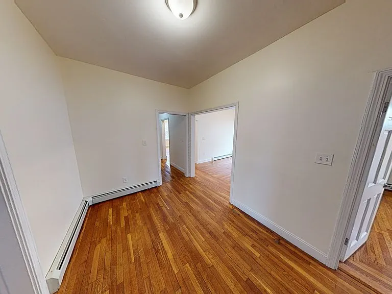 55 Hazelton St #2 — Photo 24
