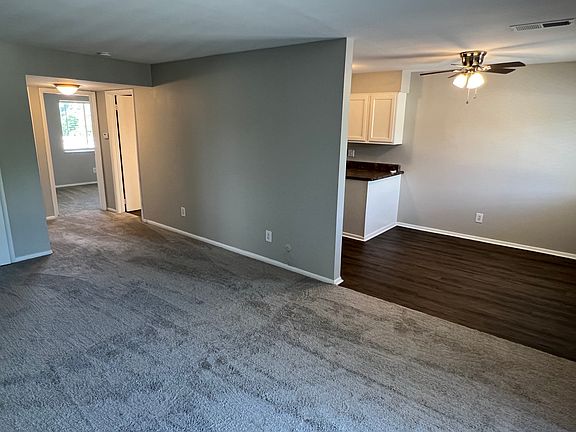 4th image of 9126 E 10th St #6