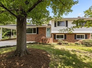 2904 Mars St, Raleigh, NC 27604