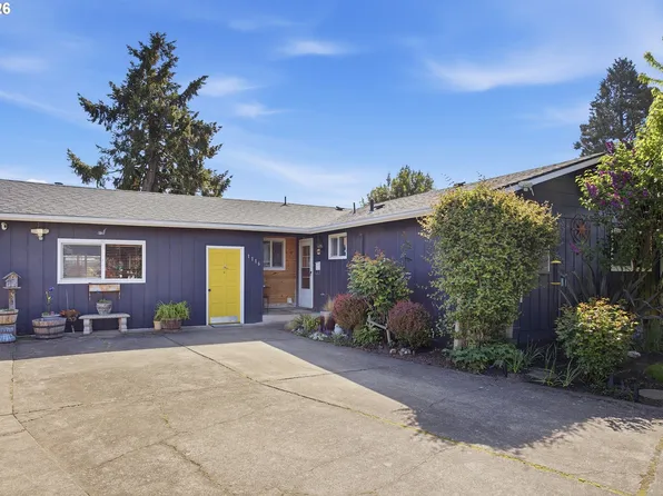 1116 Pleasant St, Springfield, OR 97477