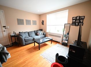 140 Beaconsfield Rd APT 3, Brookline, MA 02445