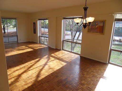 1st image of 1400 Kenesaw Ave APT 11L