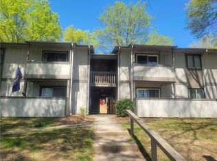 2200 Sunderland Rd APT 136K, Winston Salem, NC 27103