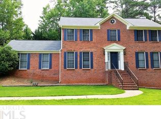 1376 Maple Ridge Dr, Suwanee, GA 30024