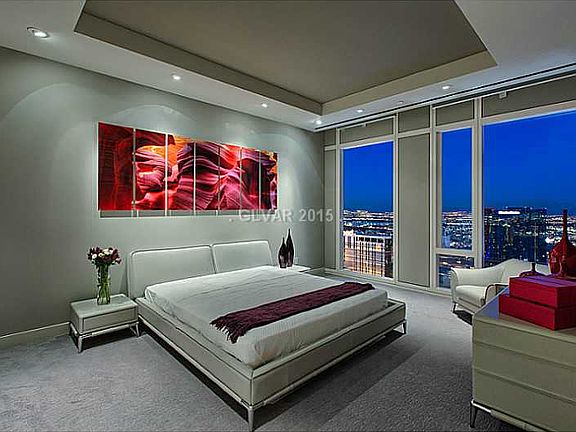 3rd image of 3750 Las Vegas Blvd S