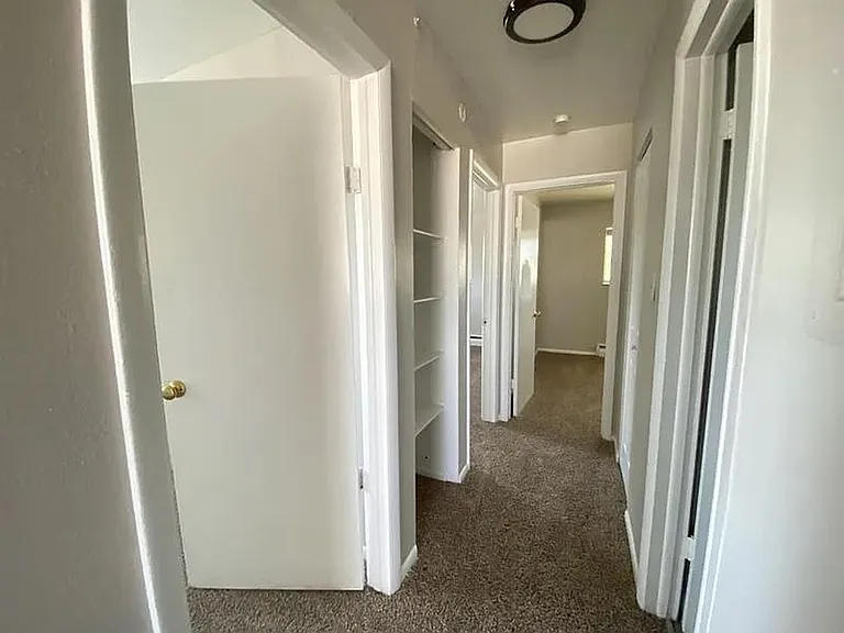 5275 W. 1st Avenue — Photo 23