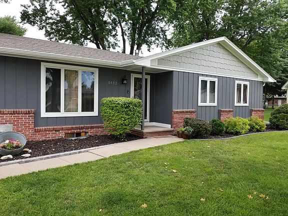 4th image of 1432 Howard Pl