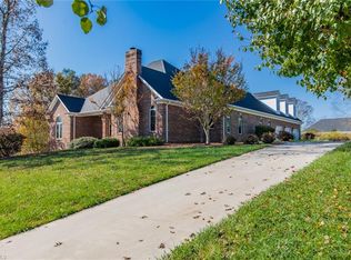 1642 Skyland Dr, Wilkesboro, NC 28697