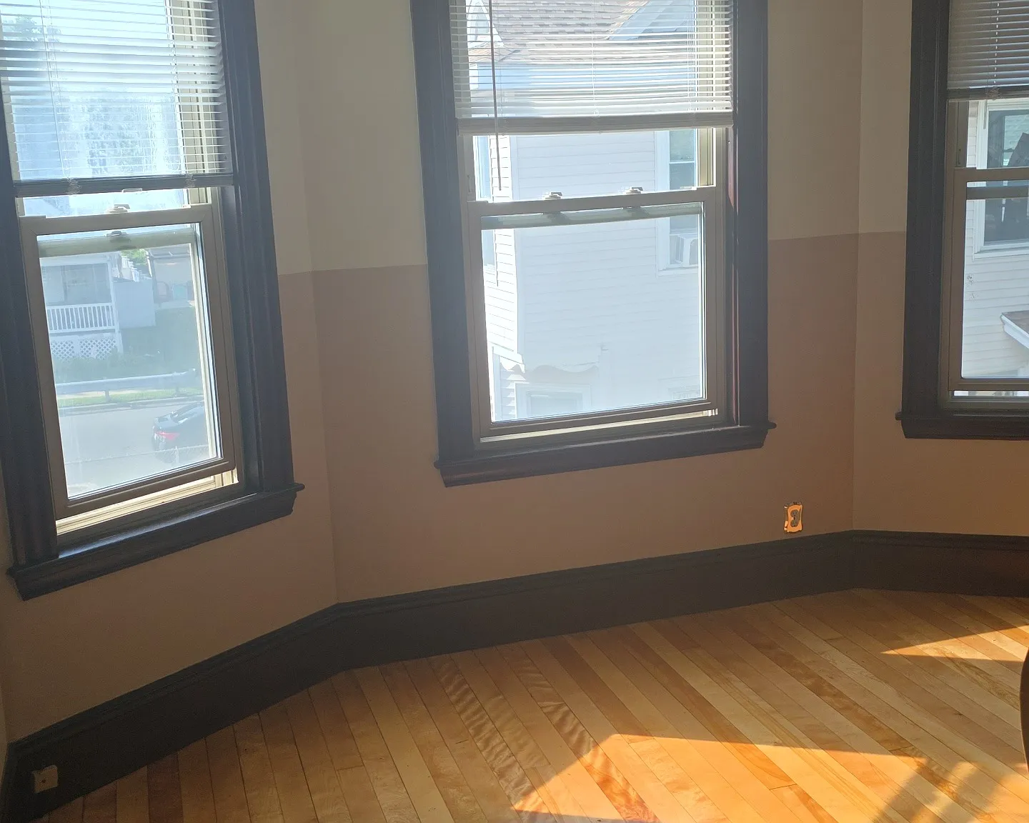 2 bed, $2,400 — Photo 4