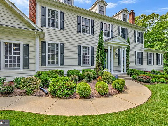 5th image of 9015 Katie Ct