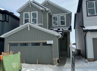 307 22nd St NW, Edmonton, AB T6T2R6