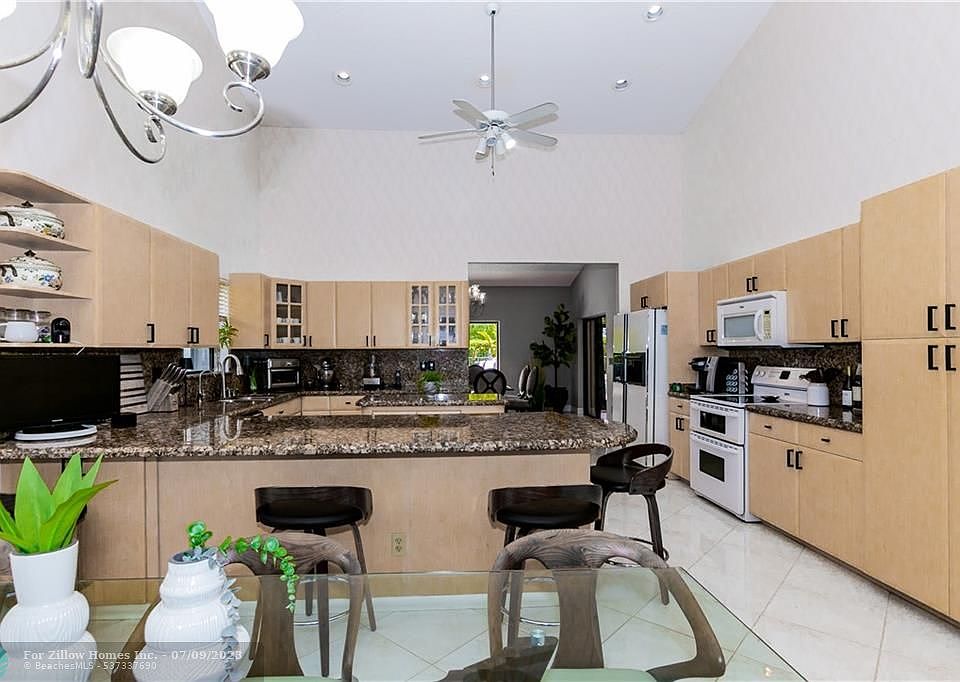 8505 NW 77th St, Tamarac, FL 33321 Zillow