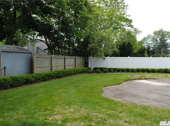 5th image of 1992 Brook Park Dr