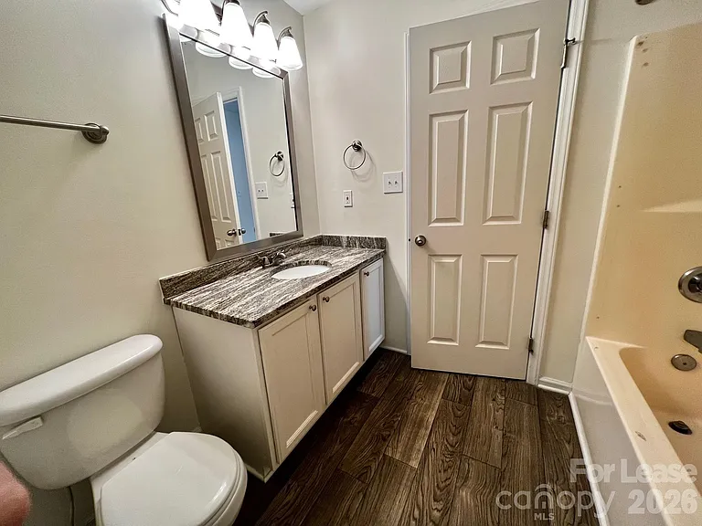 926 Polk St — Photo 33