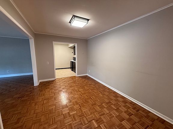 5th image of 3649 Taliluna Ave #G2